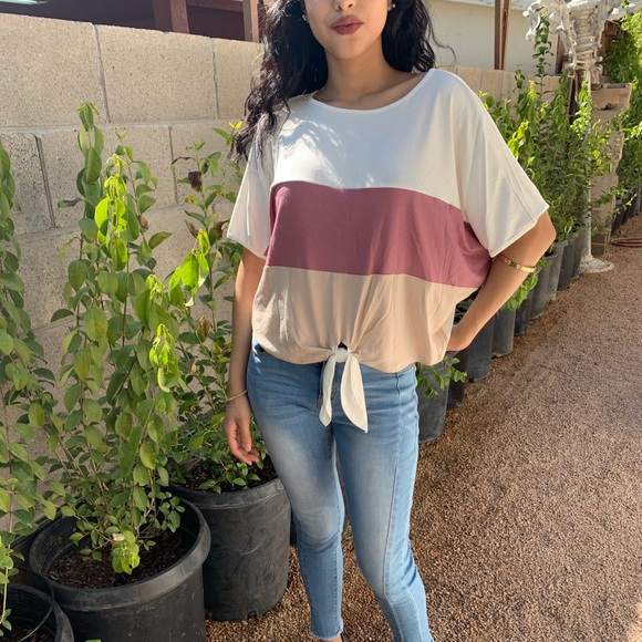 Maites_Chic_Boutique Tops - Mauve Tie Knot Color Block Short sleeve Tee